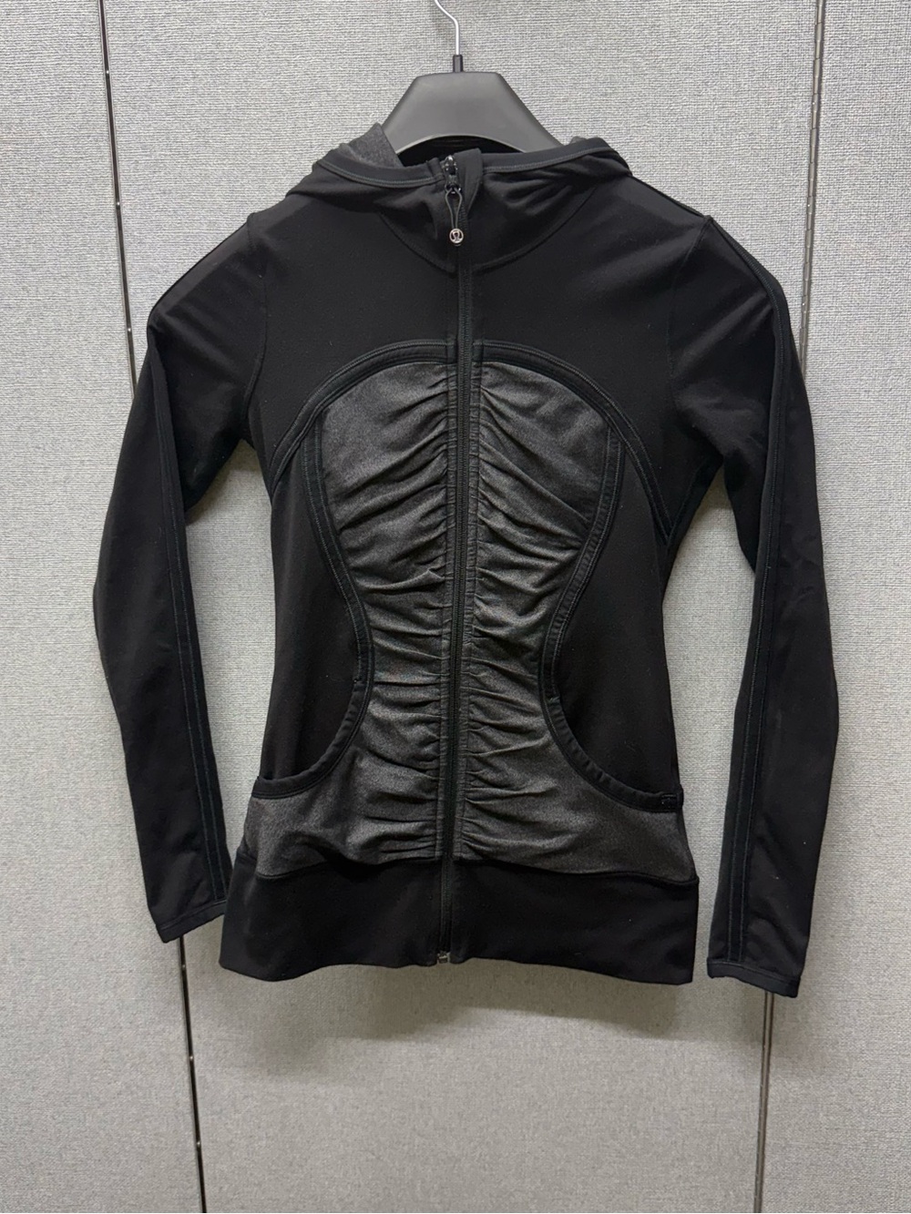 Lululemon Women's Black Hooded Zip Jacket